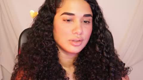 Snapshot of soytropicalfruit chatting on February 18, 10:25 pm You want to talk to me more personal follow me in My Channel VIP 50 the discount online show from February 18, 10:25 pm