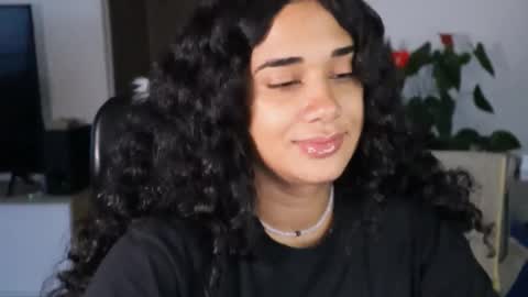 Snapshot of soytropicalfruit chatting on September 27, 10:55 am You want to talk to me more personal follow me in My Channel VIP 50 the discount online show from September 27, 10:55 am