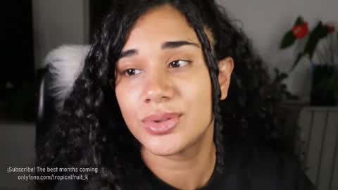 Snapshot of soytropicalfruit chatting on October 20, 1:08 am You want to talk to me more personal follow me in My Channel VIP 50 the discount online show from October 20, 1:08 am