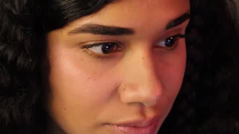 You want to talk to me more personal follow me in My Channel VIP  50 the discount       online show from February 3, 12:10 am