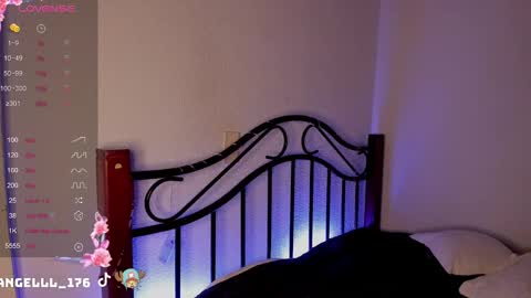 VANESSA  online show from December 17, 8:56 am