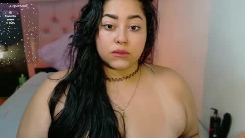 Snapshot of spelleyes01f chatting on February 25, 3:09 am Renata Roman online show from February 25, 3:09 am