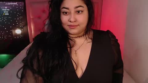 Snapshot of spelleyes01f chatting on February 13, 3:18 am Renata Roman online show from February 13, 3:18 am
