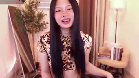 Kimmy online show from April 15, 6:36 am