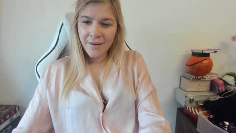 Snapshot of spiritual____ chatting on January 1, 8:45 am FREE ONLY FANSy online show from January 1, 8:45 am