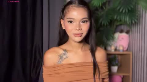 CALL ME RAINE online show from March 1, 7:35 pm