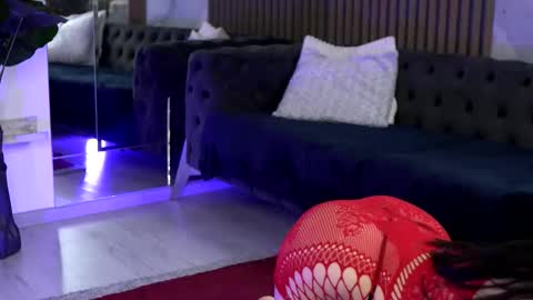 SportyMilfx online show from March 25, 5:00 am