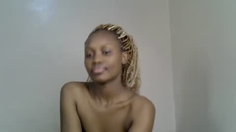Snapshot of squirt_godes chatting on October 20, 4:37 am Tashy online show from October 20, 4:37 am