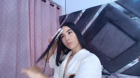 Snapshot of ss_samantha chatting on March 8, 7:18 pm samantha online show from March 8, 7:18 pm