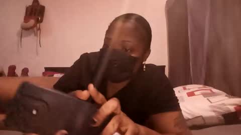 ssexxyred online show from March 29, 3:38 am