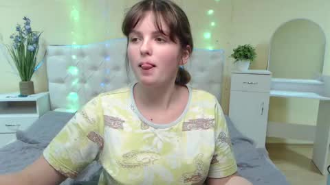 Snapshot of staceylex chatting on February 4, 4:50 pm Stacey online show from February 4, 4:50 pm