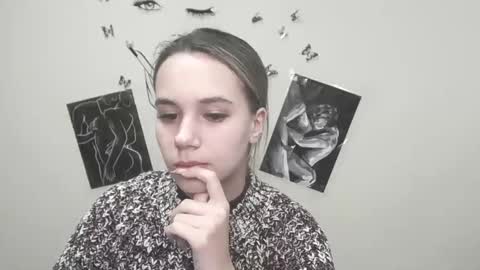 Stacy online show from December 15, 6:15 pm