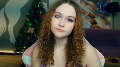 Violet online show from February 28, 7:46 pm