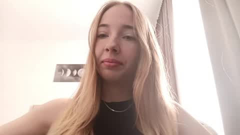 Mila online show from March 1, 8:03 am