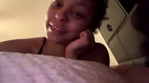 stacysquirtle online show from January 7, 5:00 am