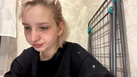 Emma online show from February 23, 6:51 pm