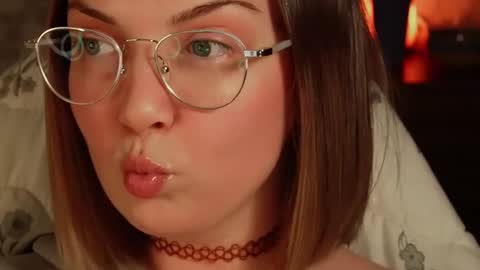 Alice online show from February 12, 4:44 pm