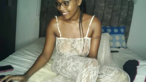 starnah online show from February 8, 4:22 pm