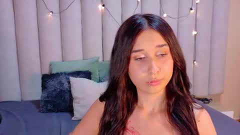 M O O N  online show from July 8, 7:32 am