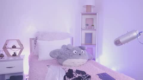 Yoko online show from February 16, 6:30 pm