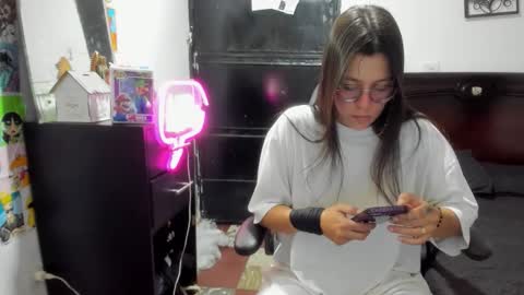 julieth-cancer online show from March 27, 8:42 pm