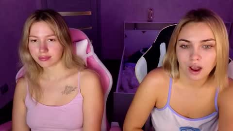 Stefany and Bettany online show from November 8, 3:17 pm