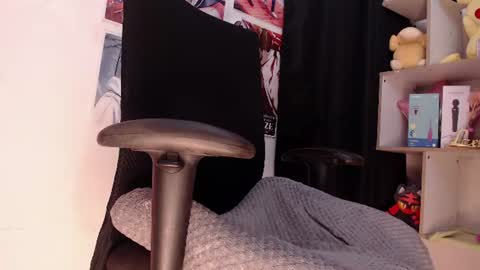 stefany lovers online show from June 14, 2:24 am