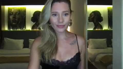 Stella online show from September 13, 12:02 pm