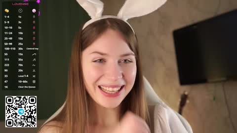 Stella online show from December 1, 12:19 pm