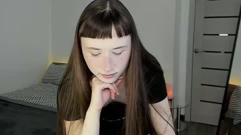 stella_sunny online show from May 5, 4:10 pm