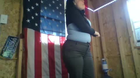 Snapshot of stellaquinn1775 chatting on December 2, 8:42 pm Stella online show from December 2, 8:42 pm