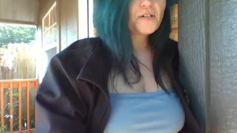 Snapshot of stellaquinn1775 chatting on January 1, 8:37 pm Stella online show from January 1, 8:37 pm