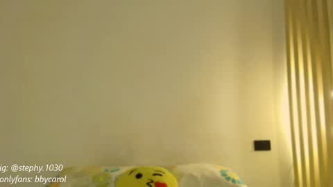 stephany online show from April 8, 5:31 am