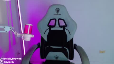 stephy online show from February 16, 9:48 pm