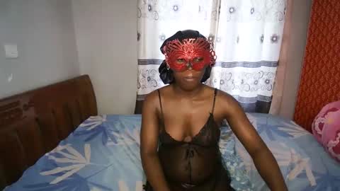 streetlioness online show from September 14, 11:52 am