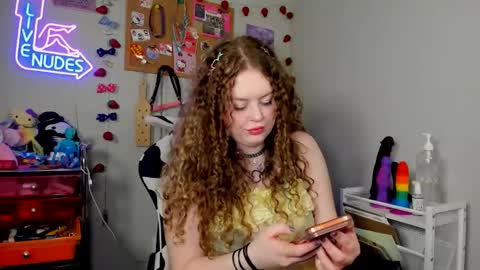 Strwbby online show from March 26, 4:58 am