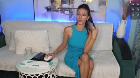 Snapshot of su4e4ka555 chatting on September 14, 2:59 pm Su4e4ka555 online show from September 14, 2:59 pm