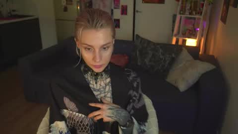 succubus_66 online show from February 14, 9:03 am