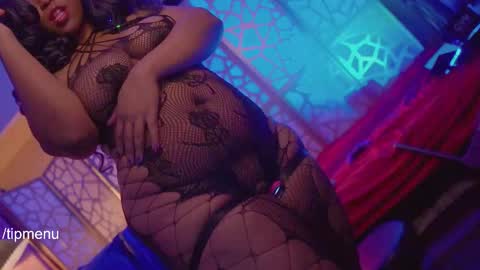 Succubus RoseMilk online show from December 2, 6:37 am