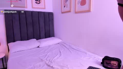 Luna  online show from September 21, 8:29 pm