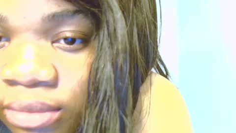 Ella online show from February 27, 10:20 pm