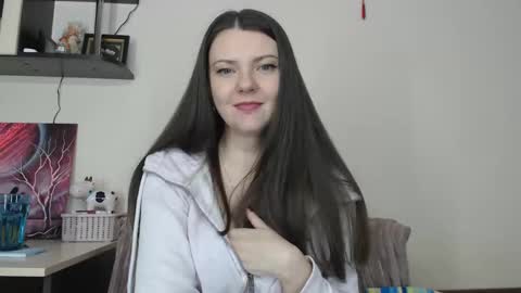 SugarTati online show from December 19, 8:45 pm