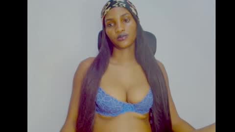 Ivy online show from November 6, 2:34 pm