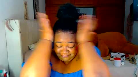 Cami   Back in 2 hours online show from April 9, 5:43 am