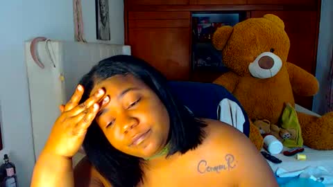 Snapshot of suggarbaby1 chatting on September 23, 5:49 am Cami Back in 2 hours online show from September 23, 5:49 am