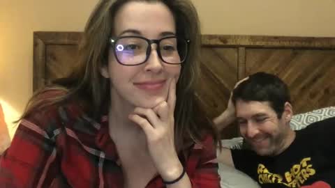 Mia online show from December 5, 1:36 am