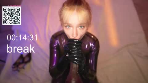 Lika ginger  Jessy blond   online show from February 20, 3:27 am