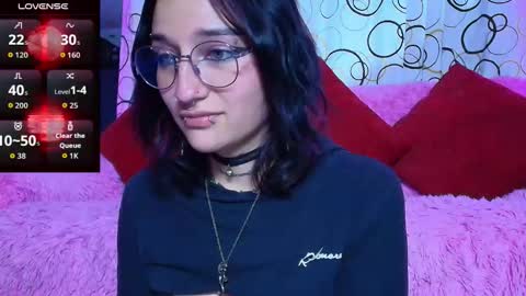    online show from December 19, 9:40 pm