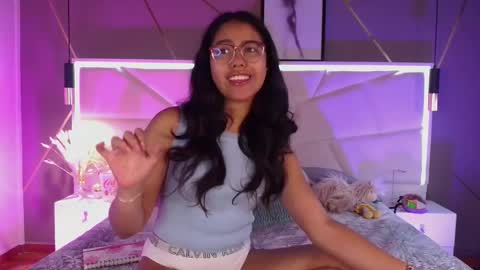 SUKI online show from March 18, 11:59 am