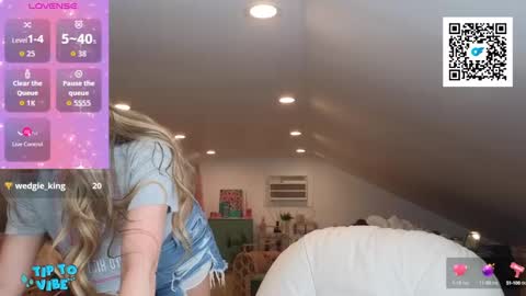Snapshot of sultrysnow69 chatting on September 14, 12:30 am SultrySnow online show from September 14, 12:30 am